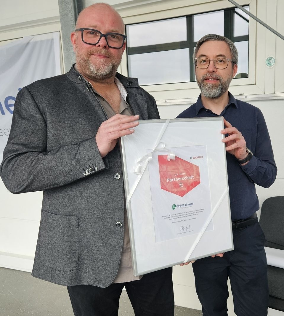 Von links nach rechts: Frank Wulfmeier, Thomas Bungert (Solarlux)